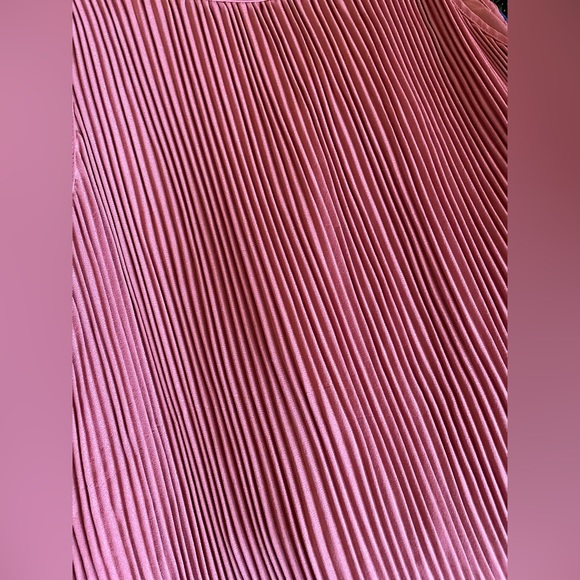 NWT Halogen Pleated Dress - Picture 2 of 5